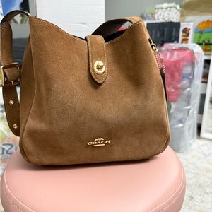 🚨SOLD🚨 Coach Hadley in Tan Suede